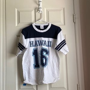 Alore Medium White Hawaii Hersey Shirt